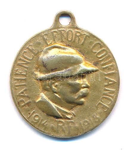 Franciaország 1918. 'Türelem, erőfeszítés, bizalom / Az emberiségért' kétoldalas, I. világháborús Cu emlékérem füllel (26mm) T:2,2- patina France 1918. 'Patience, Effort, Confiance / Pour L'Humanité' two-sided World War I Cu