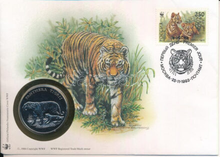 Oroszország DN (1991) 'A Világ Vadvédelmi Alap (WWF) 30. évfordulója - Panthera Tigris (Tigris)' kétoldalas fém emlékérem érmés borítékban, bélyeggel és bélyegzéssel T:UNC,AU Russia ND (1991) '30th Anniversary of the World Wildlife