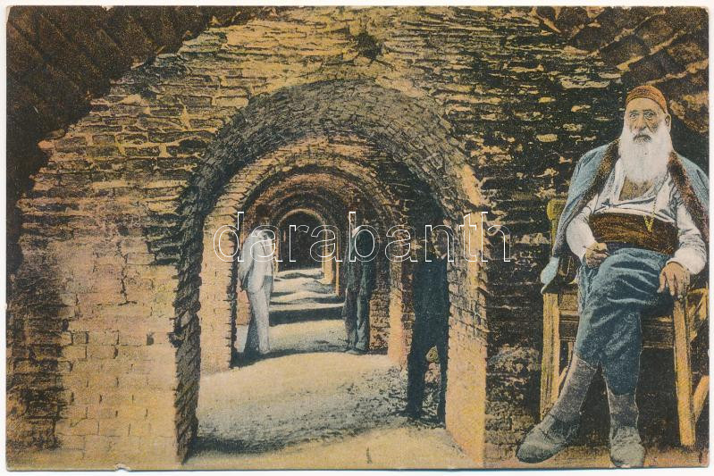 Ada Kaleh, sírcsarnok, katakombák, Török férfiak, Bego Mustafa. M.G. / Katakomben / catacombs, Tuskish men