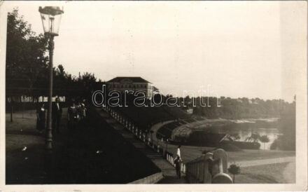 Baja, Sugovica, Kamarás-Duna, Nemzeti szálloda. photo