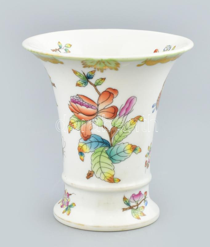 Herendi Viktória mintás váza, jelzett, erősen kopott, m: 10 cm