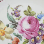 Dresden áttört, dísz tányér, kézzel festett porcelán, jelzett, kopott, d: 24,5 cm - Image 2