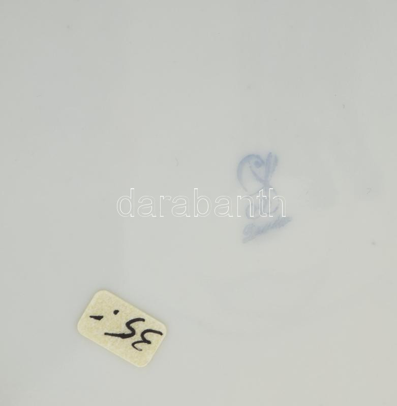 Dresden áttört, dísz tányér, kézzel festett porcelán, jelzett, kopott, d: 24,5 cm - Image 3