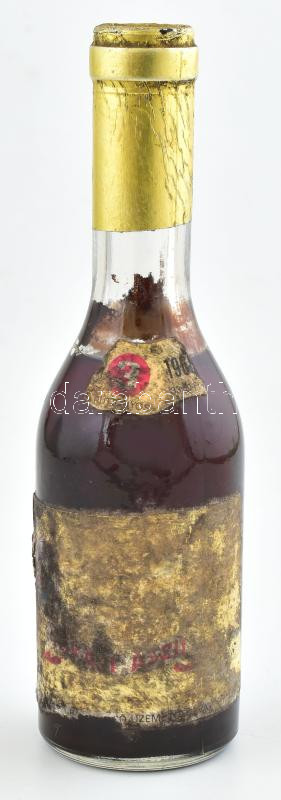 1968 Tokaji aszú, 3 puttonyos, bontatlan palack desszertbor, szakszerűen tárolt, sérült címkével, 0,25 l