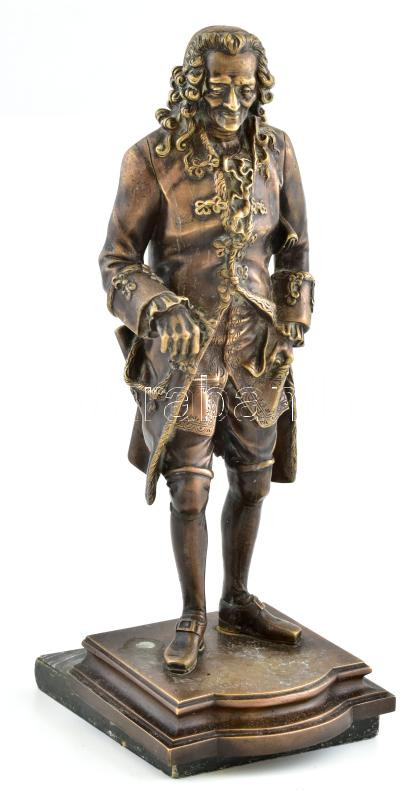Voltaire szobra. Bronz szobor. márvány talapzaton Jelzés nélkül 38 cm