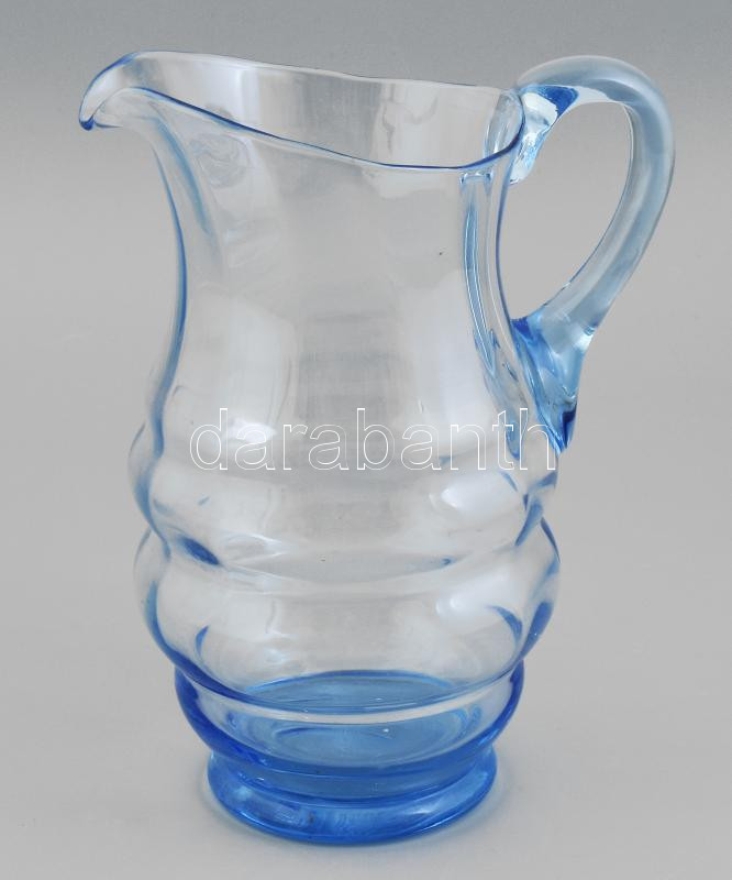 Régi kék üveg vizes kancsó, fújt, kopásokkal, m: 23 cm