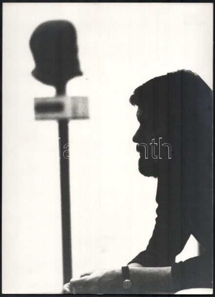 G. Szántó András (1937-2002), Gondolkodó. Fotó, papír, kartonra kasírozva, hátoldalán pecséttel jelzett, 38,5x28 cm