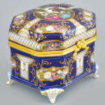 Kämmer porcelán doboz, matricás, kopásokkal, jelzett, 16x13x13 cm - Image 2