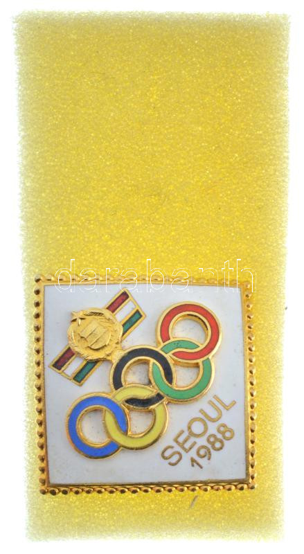1988. 'Szöul 1988' aranyozott, zománcozott fém magyar olimpiai jelvény (33x34mm) T:AU