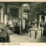 Brestanica, Rajhenburg; Stroji v tovarni cokolade / chocolate factory interior (EM)