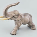Herendi porcelán elefánt. Kézzel festett, jelzett, hibátlan 12 cm, m: 9,5 cm