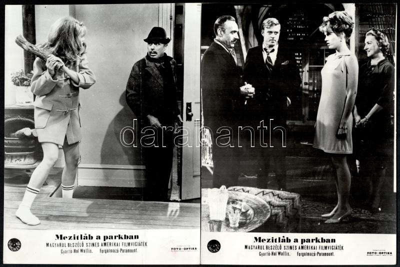 cca 1967 ,,Mezítláb a parkban' című amerikai filmvígjáték jelenetei és szereplői, 13 db vintage produkciós filmfotó, ezüst zselatinos fotópapíron, a használatból eredő (esetleges) kisebb hibákkal, 18x24 cm - Image 2