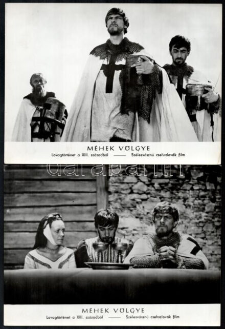 cca 1968 ,,Méhek völgye - lovagtörténet a XIII. századból' című csehszlovák film jelenetei és szereplői, 15 db vintage produkciós filmfotó, ezüst zselatinos fotópapíron, a használatból eredő (esetleges) kisebb hibákkal, 18x24 cm