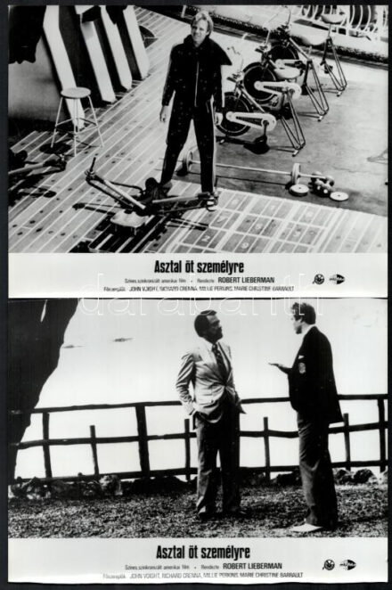 cca 1983 ,,Asztal öt személyre' című amerikai film jelenetei és szereplői, 5 db vintage produkciós filmfotó, ezüst zselatinos fotópapíron, a használatból eredő (esetleges) kisebb hibákkal, 18x24 cm