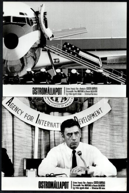 cca 1973 ,,Ostromállapot' című francia film jelenetei és szereplői (főszereplő Yves Montand és Renato Salvatori), 15 db vintage produkciós filmfotó, ezüst zselatinos fotópapíron, a használatból eredő (esetleges) kisebb hibákkal,