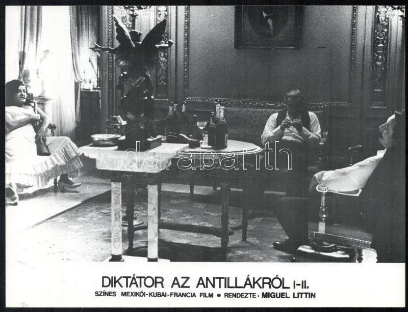 cca 1978 ,,Diktátor az Antillákról' című mexikói - kubai - francia film jelenetei és szereplői, 5 db produkciós filmfotó, nyomdatechnikával sokszorosítva, egyoldalas nyomással, 18x24 cm - Image 3
