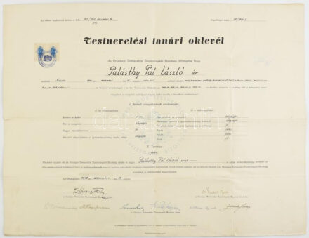 1942 Bp., Testnevelési tanári oklevél, Misángyi Ottó, Bácsalmási Péter, Hepp Ferenc, Kerezsi Endre, Kmetykó János, Ostoros Gyula, Záborszky Sándor, Gyulai Ágost aláírásával, hajtott