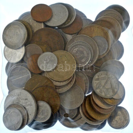 Kis zacskónyi (~480g) vegyes magyar és külföldi érmetétel, közte Norvégia, Románia, Törökország stb. T:vegyes
