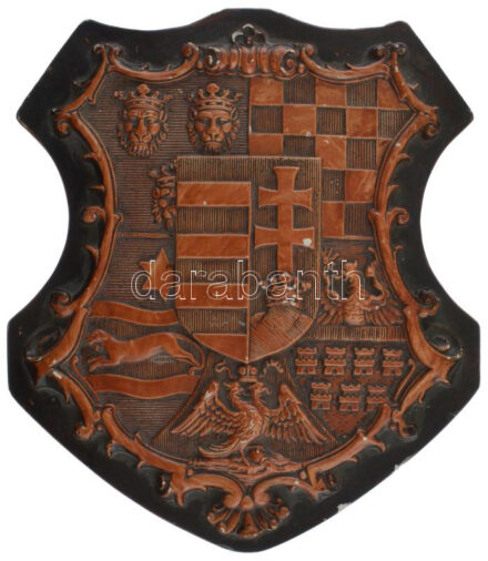 DN A Magyar Királyság 1890 és 1915 között használt címerének kerámia ábrázolása, hátoldalán akasztóval (~320x280mm) T:XF kisebb lepattogzások