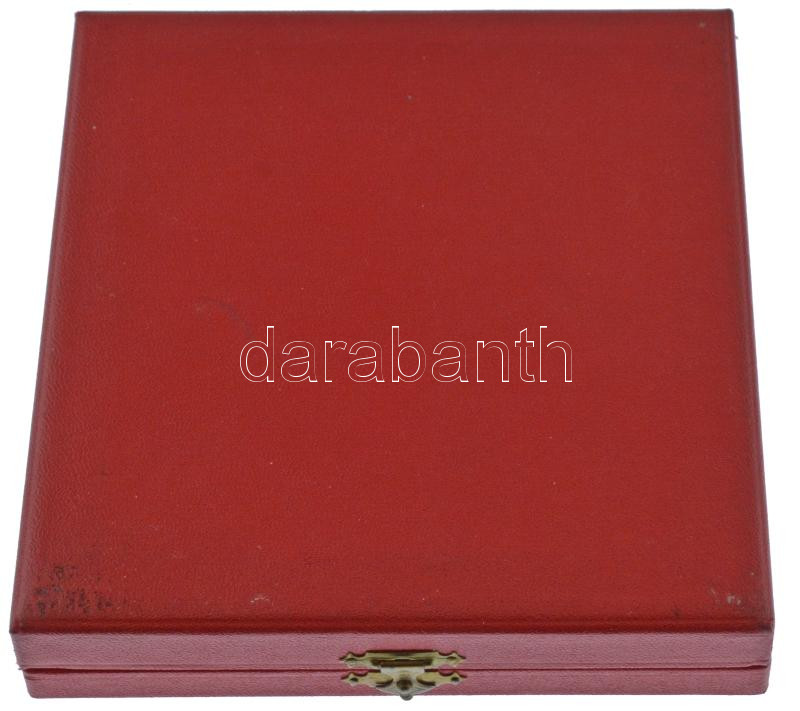 ~1980. 'A Polgári Védelem fejlesztéséért' krómozott, festett aranyozott rátétes kitüntető plakett eredeti tokban (104x99mm) T:UNC - Image 2