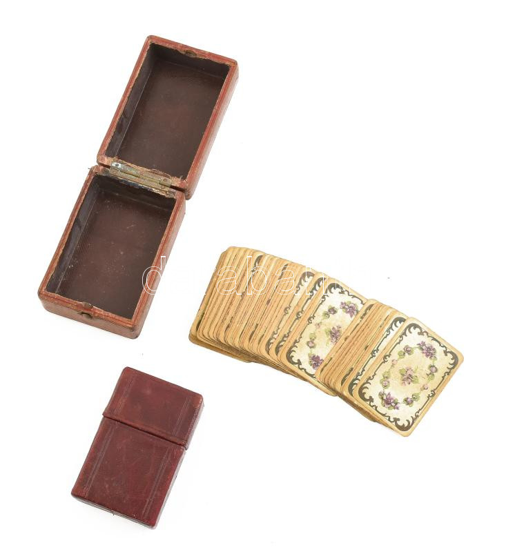 Mini franciakártya pakli, komplett, kártyailleték bélyeggel. XIX. sz. vége. Bőr tokban, bőr borítású fadobozban. 10x6 cm - Image 2