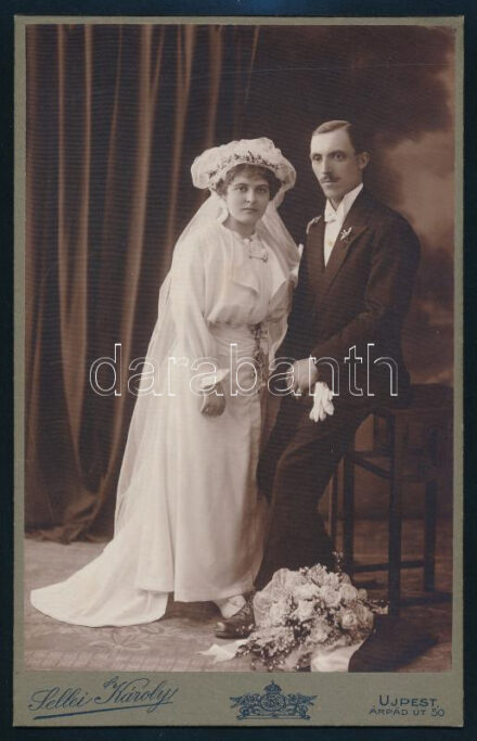 cca 1912 Sellei Károly újpesti fényképész műtermében készült keményhátú vintage fotó, 20,5x13 cm