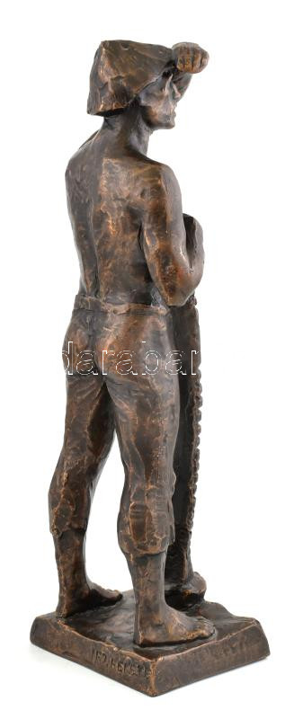 ifj Fekete Géza Dezső (1939-2021): pihenő favágó. Bronzozott műgyanta. Jelzett m: 36 cm - Image 2