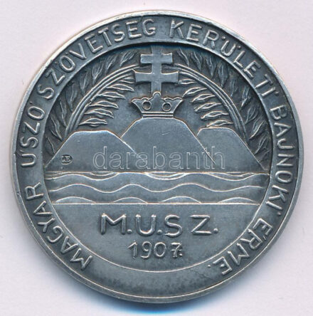 1907. 'M.U.SZ. - Magyar Úszószövetség Kerületi Bajnoki Érme' kétoldalas Ag díjérem 'L.E.' gyártói jelzéssel (23,45g/36,5mm) T:AU patina / Hungary 1907. 'Hungarian Swimming Association' two-sided Ag award medal with 'L.E.' maker's mark
