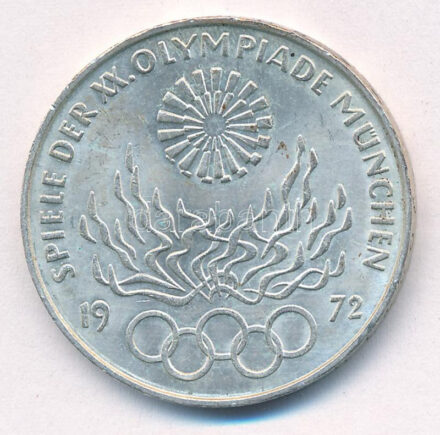 NSZK 1972D 10M Ag 'MünchenI Olimpia / Olimpiai Láng' T:AU,XF kis ph. FRG 1972D 10 Mark Ag 'Olympic Games Munich / Olympic Flame' C:AU,XF small edge error Krause KM#135