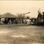Ismeretlen erdélyi (?) település, fatelep, gémeskút / Transylvanian folklore, lumber yard. photo