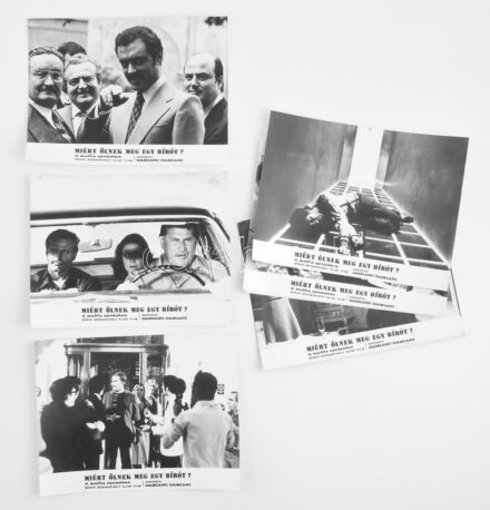 cca 1975 ,,Miért ölnek meg egy bírót? - A maffia nyomában' című olasz film jelenetei és szereplői, 11 db vintage produkciós filmfotó ezüst zselatinos fotópapíron, a használatból eredő (esetleges) kisebb hibákkal, 18x24 cm