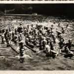 Szovátafürdő, Baile Sovata; strand fürdőzőkkel / spa, bathing people. Foto Onodi, photo