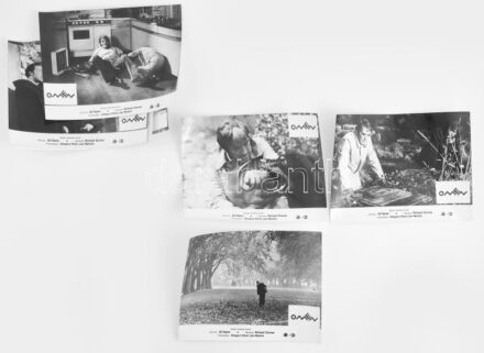 cca 1976 ,,Omen' című amerikai horror film jelenetei és szereplői, 11 db vintage produkciós filmfotó ezüst zselatinos fotópapíron, a használatból eredő (esetleges) kisebb hibákkal, 18x24 cm