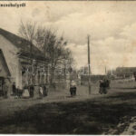 Pincehely, Fő tér, Kircz Ede üzlete és saját kiadása (Rb)