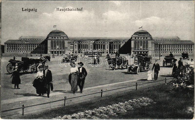 Leipzig, Lipcse; Hauptbahnhof / railway station. montage with tram, automobiles and chariots