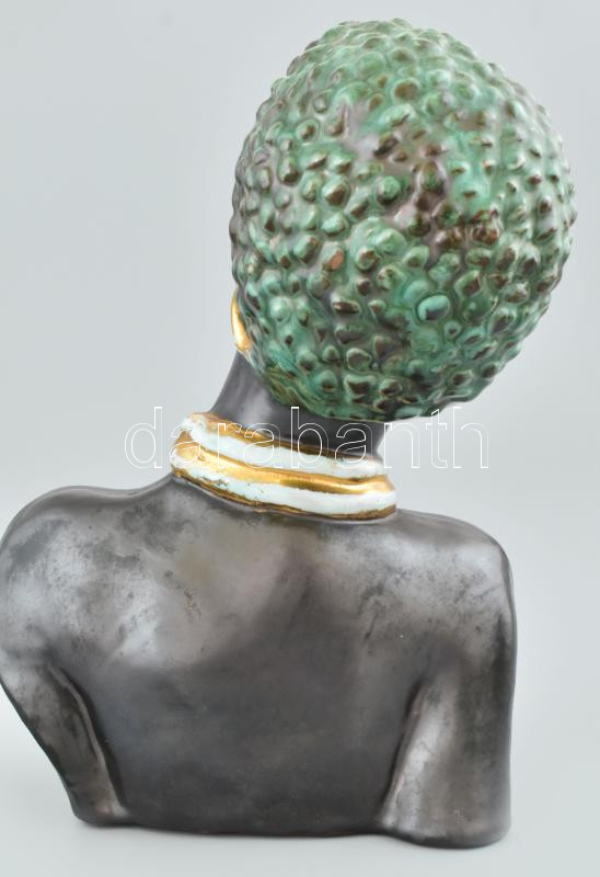 Izsépy Margit: Négernő. Kerámia, Jelzés nélkül, minimális lepattanással az alján, kis kopásokkal, m: 24 cm - Image 3