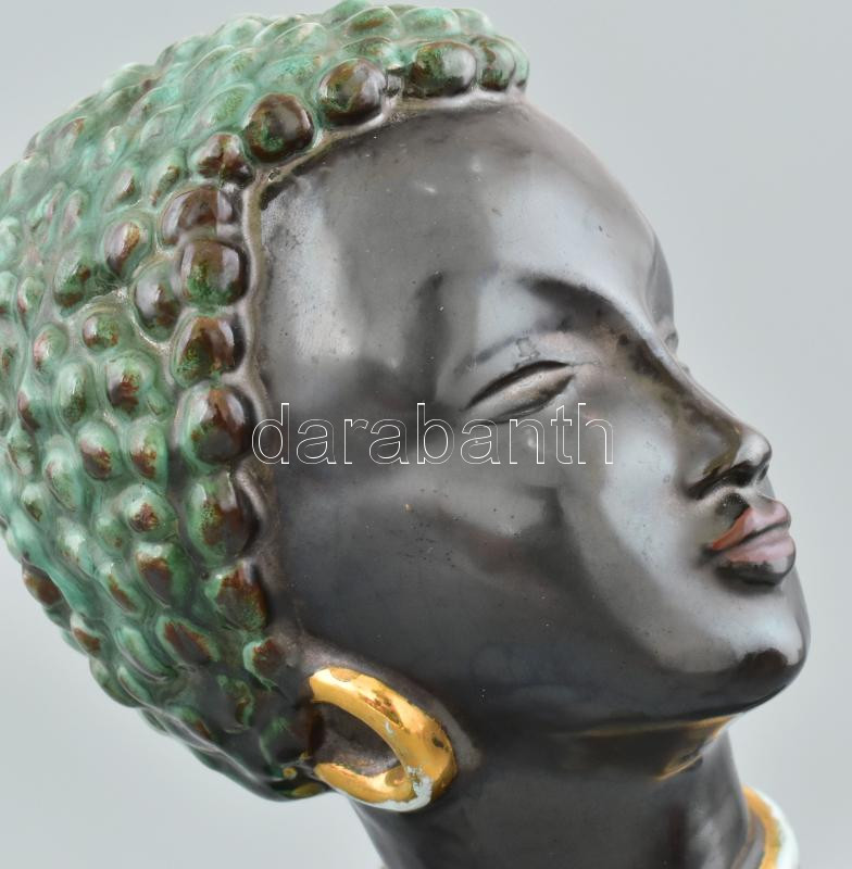 Izsépy Margit: Négernő. Kerámia, Jelzés nélkül, minimális lepattanással az alján, kis kopásokkal, m: 24 cm - Image 4