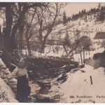1917 Gyimes, Ghimes; Gyimes patak völgye, csángó asszony télen / valley, Ceangaii folklore, winter (EK)