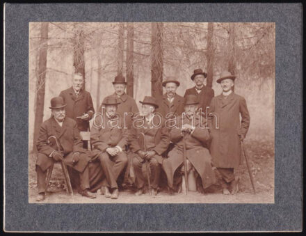 cca 1910 Ismeretlen társaság portréja, keményhátú fotó, 10×13 cm