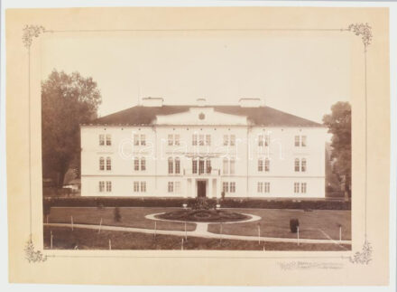 cca 1900 Pohorella, Coburg Fülöp herceg kastélya, Klösz György (1844-1913) nagy méretű fotója, 23,5×34,5 cm