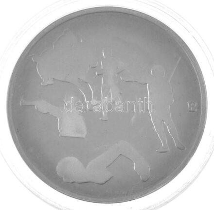 1990. 'Magyar Csapat 1992 - CITIVS, ALTIVS, FORTIVS / Öttusa' a Barcelonában rendezett nyári Olimpia alkalmából készült, jelzetlen Ag emlékérem kapszulában, sorszámozott '2585' tanúsítvánnyal, eredeti dísztokban. Szign.: Papp