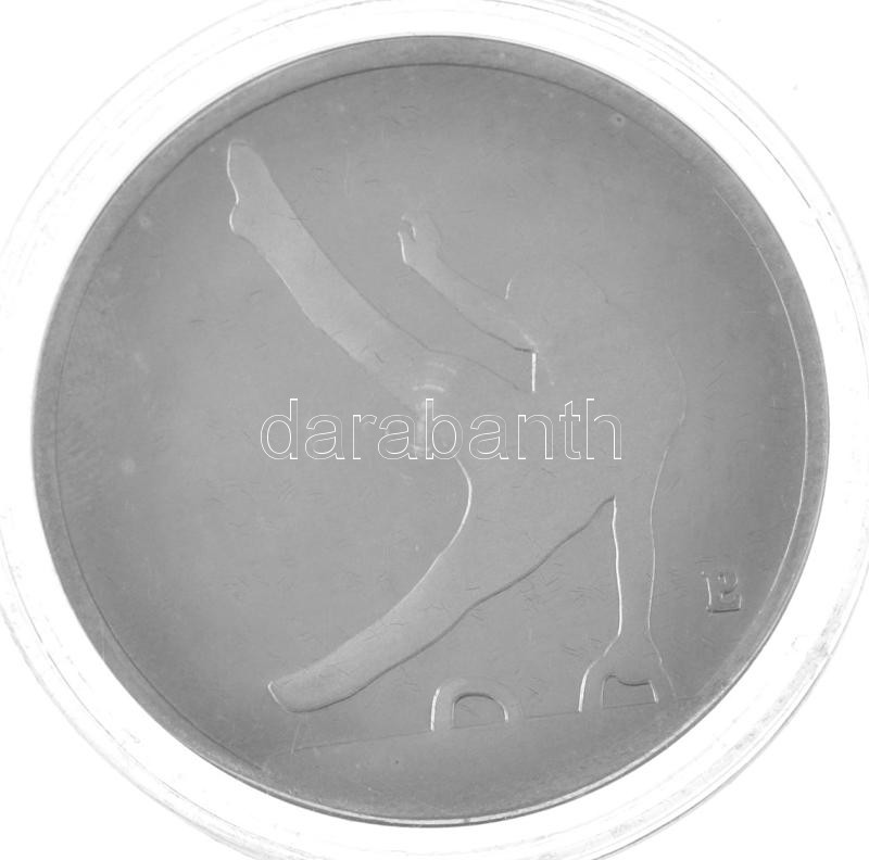 1990. 'Magyar Csapat 1992 - CITIVS, ALTIVS, FORTIVS / Férfi torna' a Barcelonában rendezett nyári Olimpia alkalmából készült, jelzetlen Ag emlékérem kapszulában, sorszámozott '3629' tanúsítvánnyal, eredeti dísztokban. Szign.: Papp