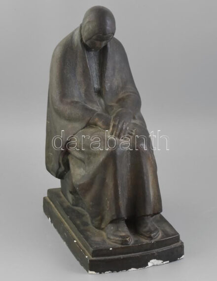 Vígh Ferenc (1881-1948): Áhítat. Kerámia, alján lepattanások, jelzett, m: 40 cm