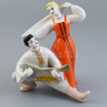 Ukrán, Polonne porcelán figura, kopásokkal, jelzett, m: 16,5 cm