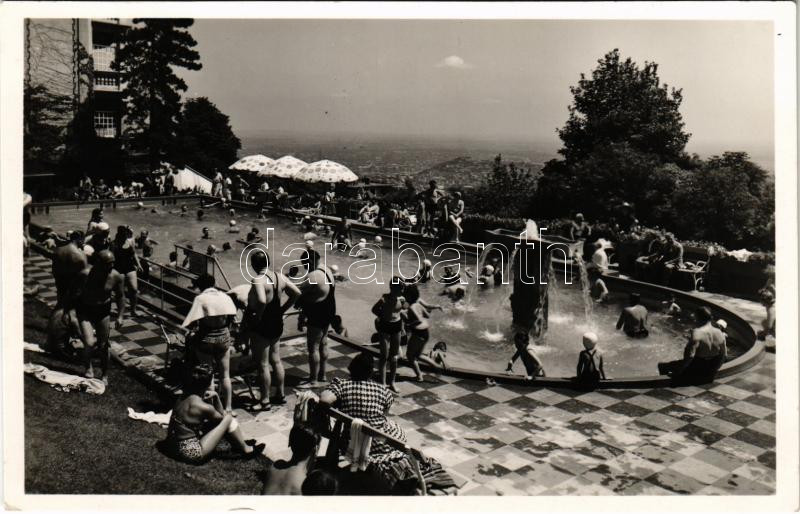 1943 Budapest XII. Svábhegyi Szanatórium, medence, fürdőzők