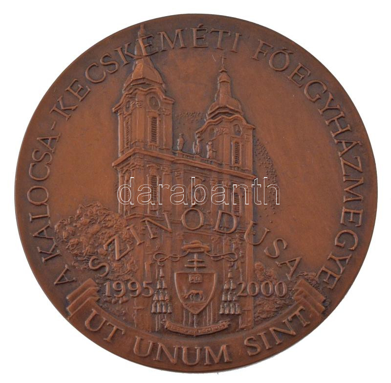 Bozó Gyula (1913-2004) 2000. 'Szent László király halálának évfordulójára 1995 / A Kalocsa-Kecskeméti Főegyházmegye Szinódusa 1995 - 2000 - UT UNUM SINT' kétoldalas, bronz emlékérem, dísztokban (42,5mm) T:1 - Image 2