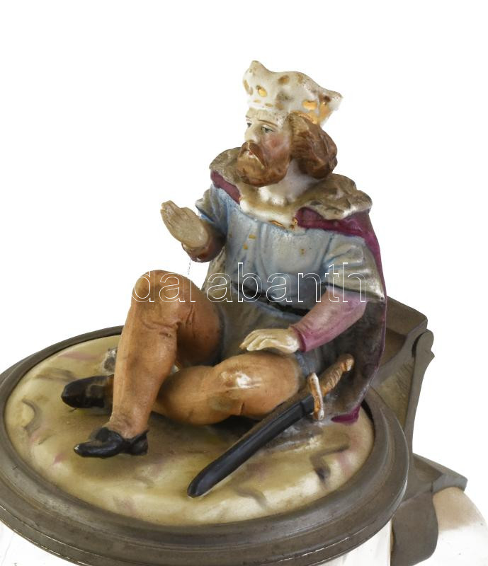 Antik, figurális korsó, üveg, porcelánbetétes ón fedővel, kopott, a király keze ragasztott, m: 21,5 cm - Image 2
