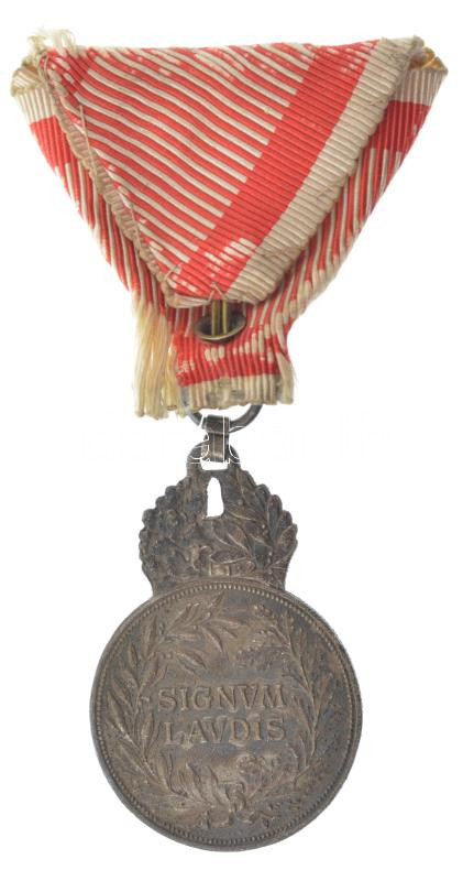 1917. 'Károly Ezüst Katonai Érdemérem a katonai érdemkereszt szalagján, kardokkal' ezüstözött hadifém kitüntetés hadiszalagon T:XF kopott ezüstözés, viseltes mellszalag Hungary 1917. 'Silver Militarty Order of Merit on wartime - Image 2