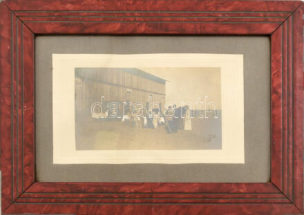 1912 Üchtritz Amédé gróf bősi birtokán tartott garden party fotó üvegezett asztali keretben Fotó mérete 17x10 cm, keret mérete 35x25 cm