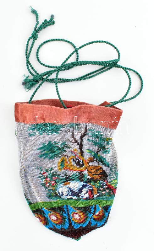 Gyöngy hímzéses szütyő. Bársony béléssel 16 cm